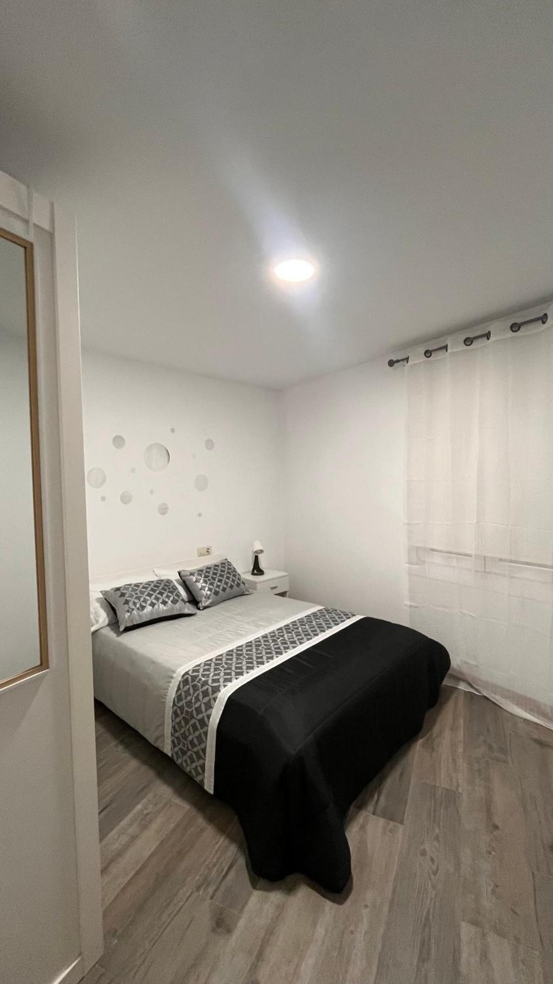 La De Fredyy - Tres Marias Apartments ريدونديلا المظهر الخارجي الصورة